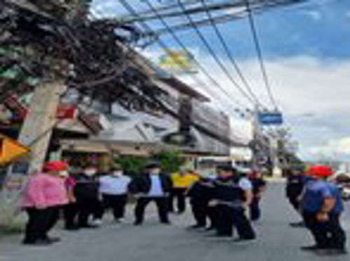 สำนักงาน กสทช. เขต 32 ร่วมประชุมและลงพื้นที่ติดตามปัญหาสายสื่อสารไม่เป็นระเบียบบริเวณถนนนิมมานเหมินทร์ จังหวัดเชียงใหม่ ตามที่ปรากฏบนสื่อ