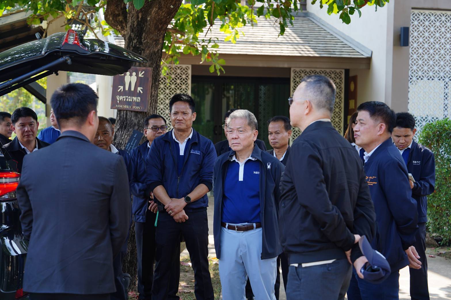 375869_0.jpg