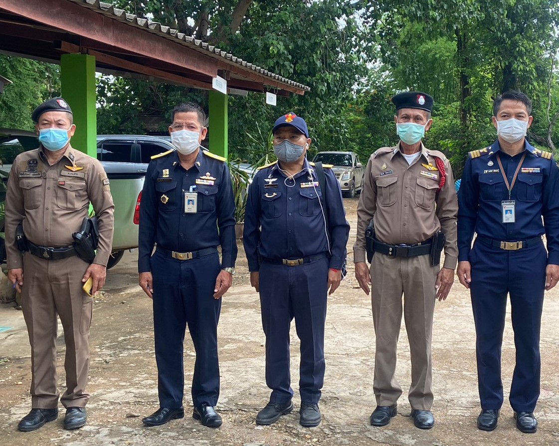 1-แถว-1.jpg