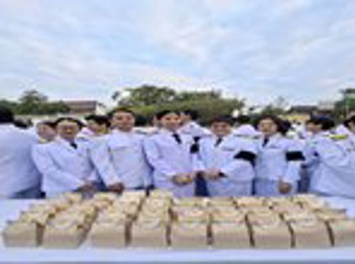 สำนักงาน กสทช. ภาค 3 เข้าร่วมพิธีการเนื่องในวันคล้ายวันพระบรมราชสมภพพระบาทสมเด็จพระบรมชนกาธิเบศร มหาภูมิพลอดุลยเดชมหาราช บรมนาถบพิตร จังหวัดเชียงใหม่