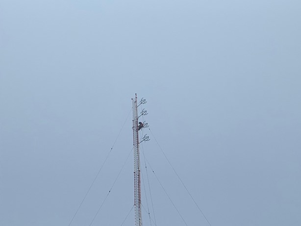 4-รื้อถอนสายอากาศ.jpg