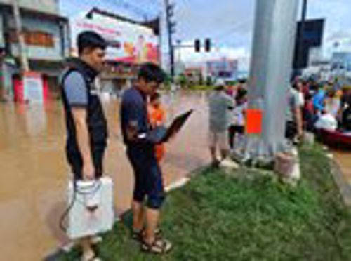 สำนักงาน กสทช. เขต 34 ลงพื้นที่ตรวจสอบคุณภาพสัญญาณในพื้นที่น้ำท่วมอำเภอเมือง อำเภอแม่สาย จังหวัดเชียงราย