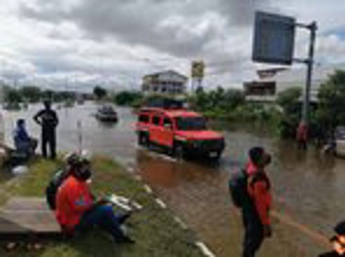 สำนักงาน กสทช. เขต 33 ลงพื้นที่สนับสนุนภารกิจกู้ภัย เหตุน้ำท่วมจังหวัดสุโขทัย