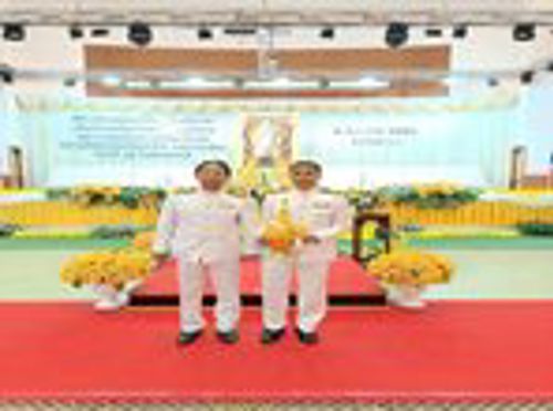 สำนักงาน กสทช. เขต 31 ร่วมประกอบพิธีวางพานพุ่ม น้อมรำลึกในพระมหากรุณาธิคุณ ในหลวงรัชกาลที่ 9 เนื่องในวันชาติและวันพ่อแห่งชาติ 5 ธันวาคม 2566 ณ จังหวัดลำปาง