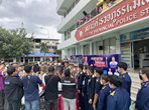 สำนักงาน กสทช. ภาค 3 ร่วมงานแถลงข่าวการตรวจค้นจับกุมสถานีวิทยุคมนาคมที่กระทำผิดกฎหมาย ณ สถานีตำรวจภูธรแม่สอด จังหวัดตาก