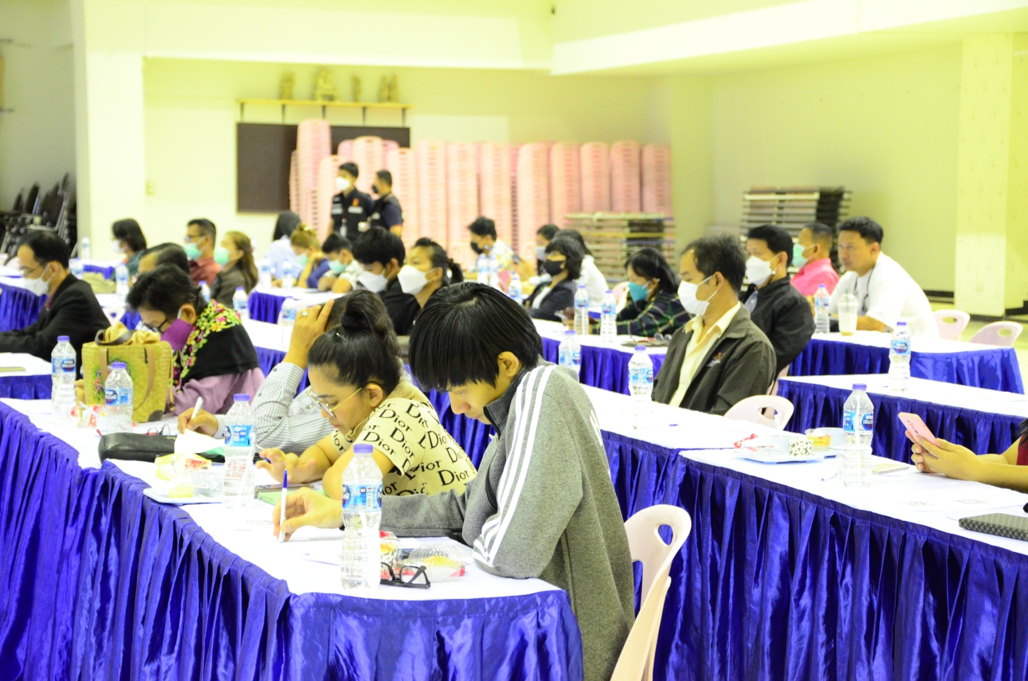 LINE_ALBUM_15266-06-ประชุมทำความเข้าใจแนวทางและกระบวน.jpg